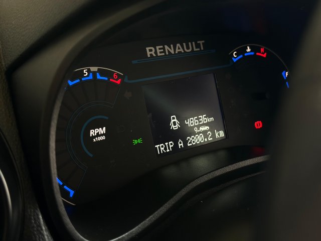 Renault Kwid 1.0 12V SCE FLEX ZEN MANUAL 2023/2024 branco à venda na Unique Automóveis em Indaiatuba — foto 13