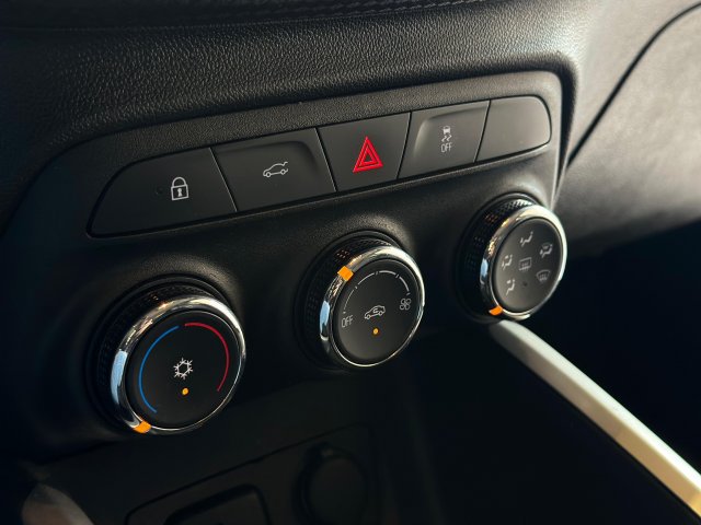 Chevrolet Onix 1.0 FLEX LT MANUAL 2022/2023 preto à venda na Unique Automóveis em Indaiatuba — foto 12