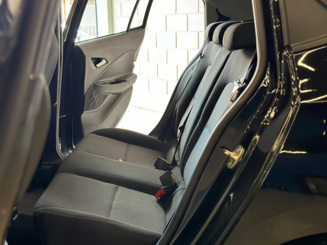 Chevrolet Onix 1.0 FLEX LT MANUAL 2022/2023 preto à venda na Unique Automóveis em Indaiatuba — foto 15