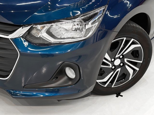 Chevrolet Onix 1.0 FLEX LT MANUAL 2023/2024 azul à venda na Unique Automóveis em Indaiatuba — foto 4