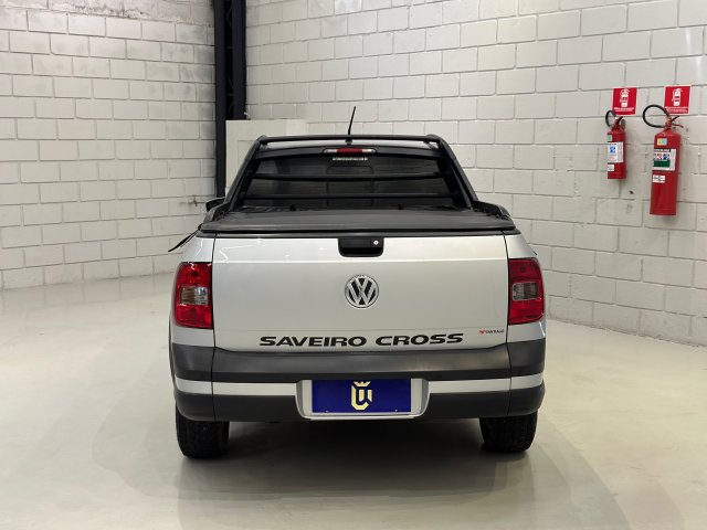 Volkswagen Saveiro 1.6 CROSS CE 8V FLEX 2P MANUAL 2012 prata à venda na Unique Automóveis em Indaiatuba — foto 9
