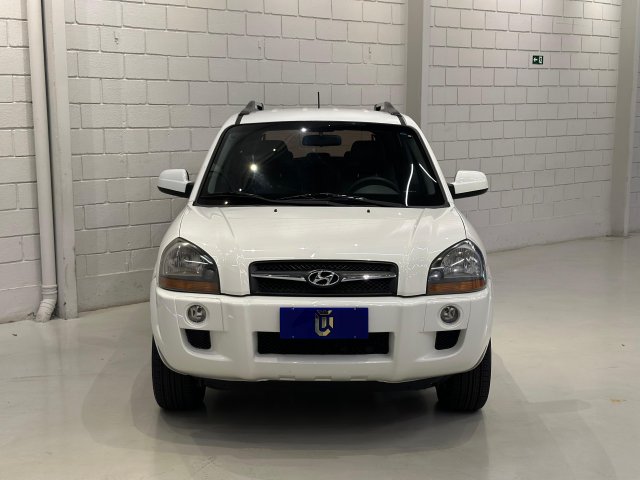 Hyundai Tucson 2.0 MPFI GLS BASE 16V 143CV 2WD FLEX 4P AUTOMÁTICO 2015/2016 branco à venda na Unique Automóveis em Indaiatuba — foto 7