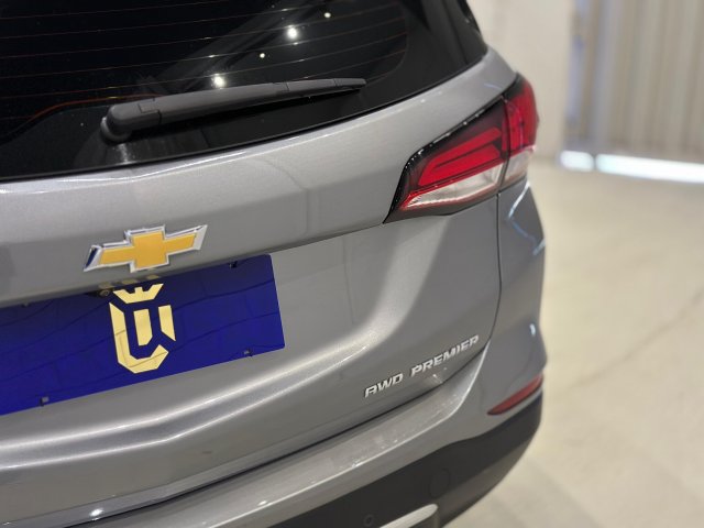 Chevrolet Equinox 1.5 16V TURBO GASOLINA PREMIER AWD AUTOMÁTICO 2023 prata à venda na Unique Automóveis em Indaiatuba — foto 8