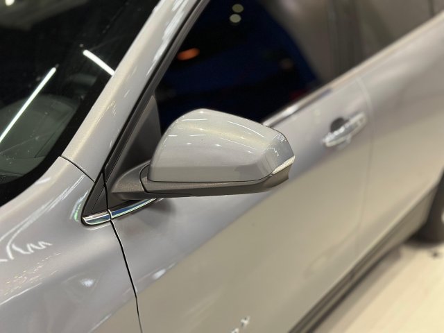 Chevrolet Equinox 1.5 16V TURBO GASOLINA PREMIER AWD AUTOMÁTICO 2023 prata à venda na Unique Automóveis em Indaiatuba — foto 9