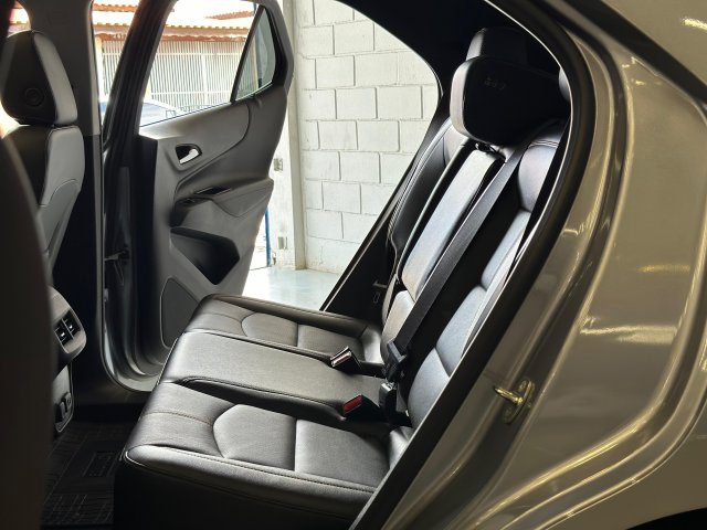 Chevrolet Equinox 1.5 16V TURBO GASOLINA PREMIER AWD AUTOMÁTICO 2023 prata à venda na Unique Automóveis em Indaiatuba — foto 14