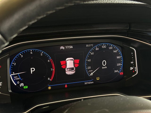Volkswagen Nivus 1.0 200 TSI TOTAL FLEX HIGHLINE AUTOMÁTICO 2023/2024 branco à venda na Unique Automóveis em Indaiatuba — foto 13