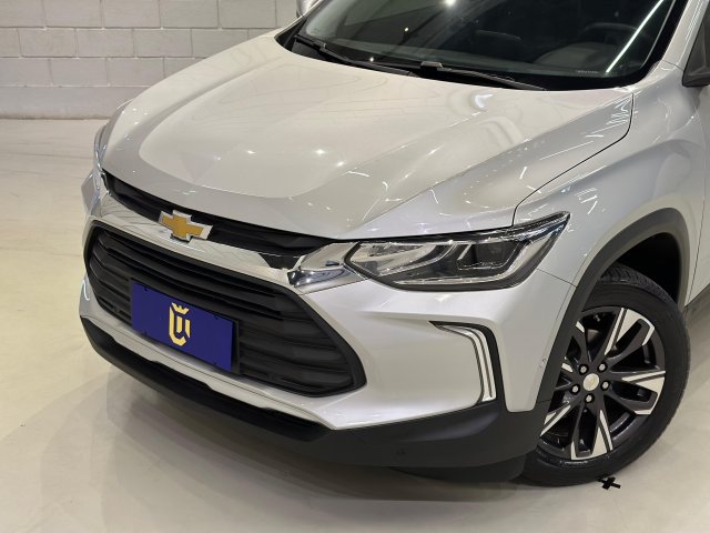 Chevrolet Tracker 1.2 TURBO FLEX PREMIER AUTOMÁTICO 2022 prata à venda na Unique Automóveis em Indaiatuba — foto 3