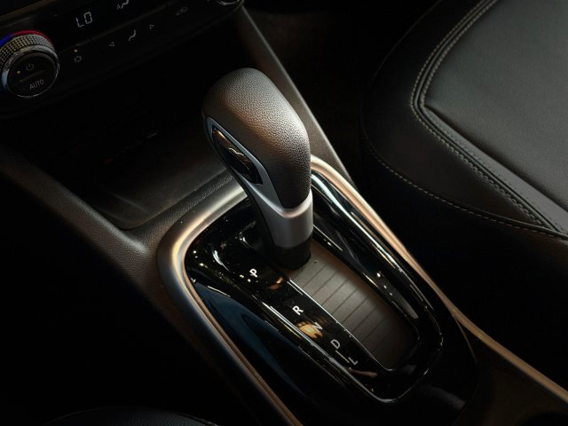 Chevrolet Tracker 1.2 TURBO FLEX PREMIER AUTOMÁTICO 2022 prata à venda na Unique Automóveis em Indaiatuba — foto 16