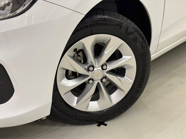Chevrolet Onix 1.0 FLEX LT MANUAL 2021/2022 branco à venda na Unique Automóveis em Indaiatuba — foto 8