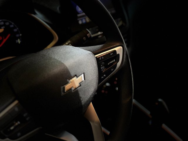 Chevrolet Onix 1.0 FLEX LT MANUAL 2021/2022 branco à venda na Unique Automóveis em Indaiatuba — foto 15
