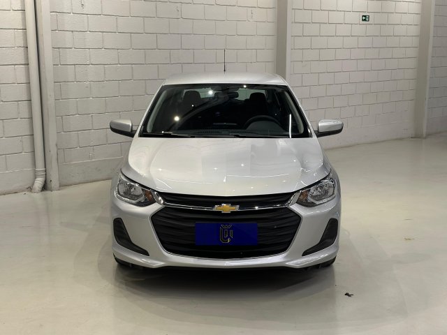 Chevrolet Onix 1.0 FLEX LT MANUAL 2022/2023 prata à venda na Unique Automóveis em Indaiatuba — foto 4