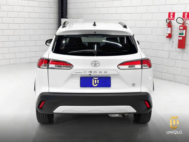 Toyota Corolla Cross 2.0 VVT-IE FLEX XR DIRECT SHIFT 2022 branco à venda na Unique Automóveis em Indaiatuba — foto 5