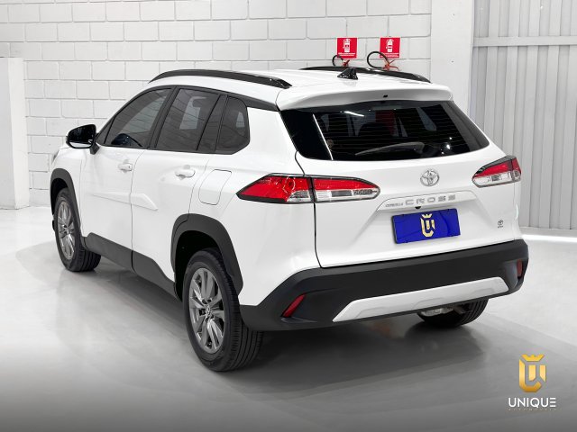 Toyota Corolla Cross 2.0 VVT-IE FLEX XR DIRECT SHIFT 2022 branco à venda na Unique Automóveis em Indaiatuba — foto 6