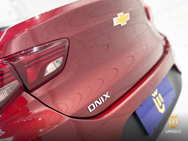 Chevrolet Onix 1.0 FLEX PLUS LT MANUAL 2021/2022 vermelho à venda na Unique Automóveis em Indaiatuba — foto 5