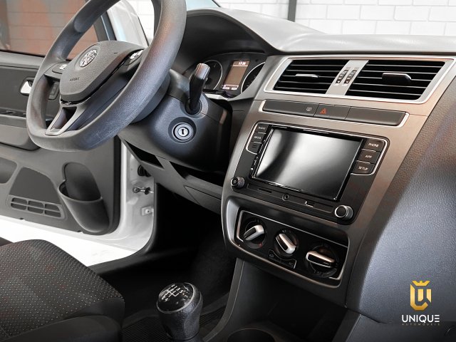 Volkswagen Fox 1.6 MSI TOTAL FLEX CONNECT 4P MANUAL 2019/2020 branco à venda na Unique Automóveis em Indaiatuba — foto 9