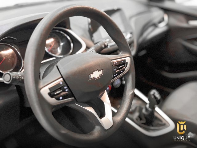Chevrolet Onix 1.0 FLEX LT MANUAL 2020 prata à venda na Unique Automóveis em Indaiatuba — foto 9