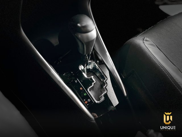 Toyota Yaris Hatch 1.5 16V FLEX XS MULTIDRIVE 2018/2019 preto à venda na Unique Automóveis em Indaiatuba — foto 12