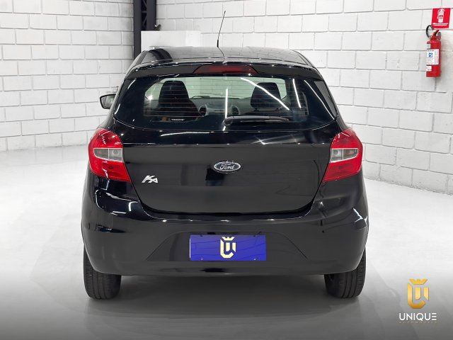 Ford Ka 1.5 SE 16V FLEX 4P MANUAL 2014/2015 preto à venda na Unique Automóveis em Indaiatuba — foto 4