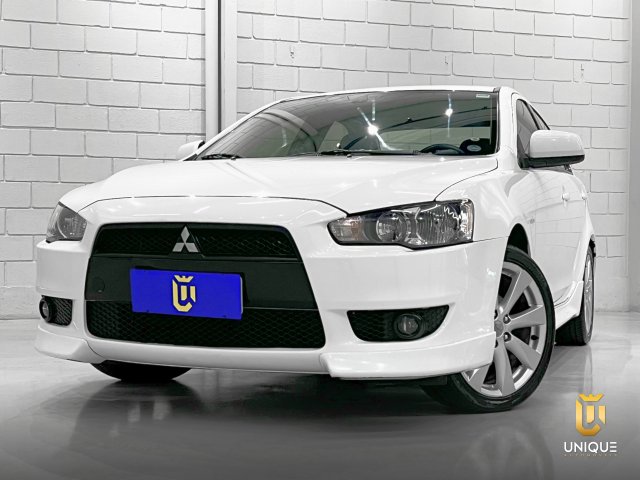 Mitsubishi Lancer 2.0 CVT 16V GASOLINA 4P AUTOMÁTICO 2014 branco à venda na Unique Automóveis em Indaiatuba — foto 2