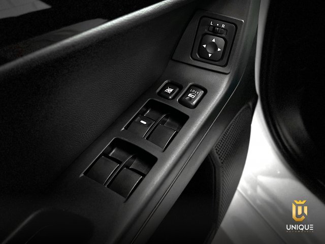 Mitsubishi Lancer 2.0 CVT 16V GASOLINA 4P AUTOMÁTICO 2014 branco à venda na Unique Automóveis em Indaiatuba — foto 16
