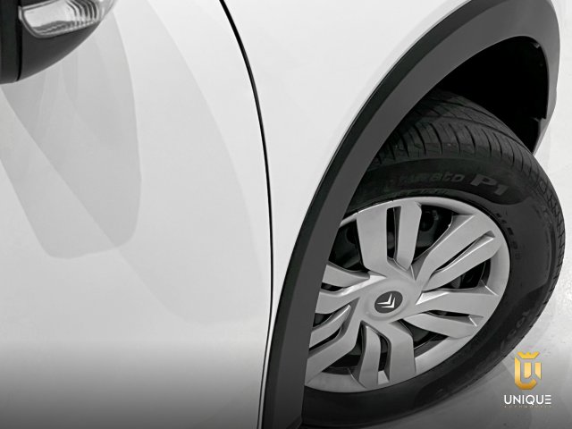 Citroën C3 1.0 FIREFLY FLEX LIVE PACK MANUAL 2023 branco à venda na Unique Automóveis em Indaiatuba — foto 7