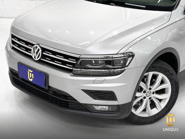 Volkswagen Tiguan 1.4 250 TSI TOTAL FLEX ALLSPACE COMFORTLINE TIPTRONIC 2019 cinza à venda na Unique Automóveis em Indaiatuba — foto 3