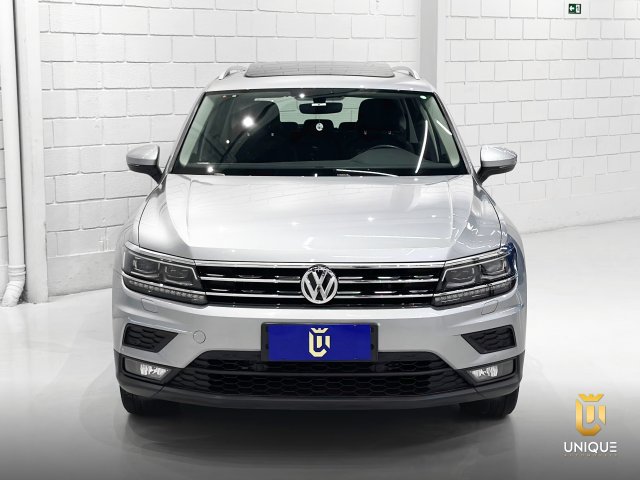 Volkswagen Tiguan 1.4 250 TSI TOTAL FLEX ALLSPACE COMFORTLINE TIPTRONIC 2019 cinza à venda na Unique Automóveis em Indaiatuba — foto 4