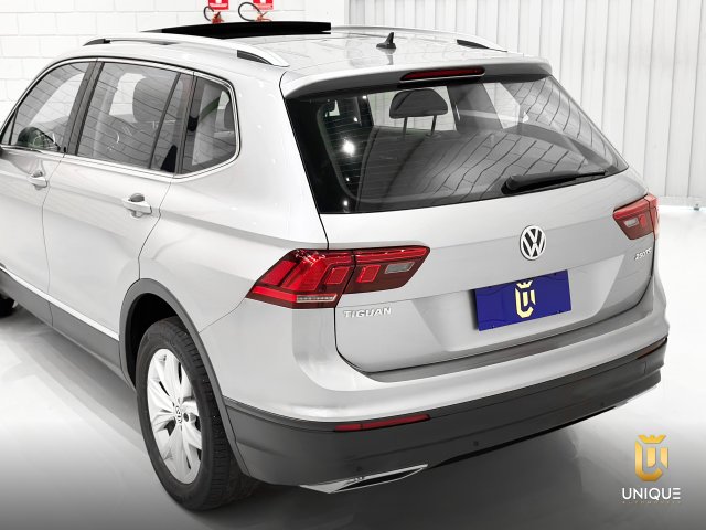 Volkswagen Tiguan 1.4 250 TSI TOTAL FLEX ALLSPACE COMFORTLINE TIPTRONIC 2019 cinza à venda na Unique Automóveis em Indaiatuba — foto 6