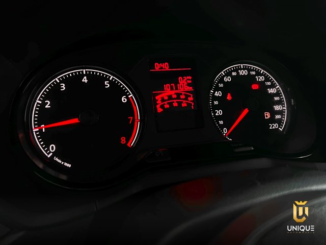 Volkswagen Gol 1.0 12V MPI TOTALFLEX 4P MANUAL 2021/2022 prata à venda na Unique Automóveis em Indaiatuba — foto 10