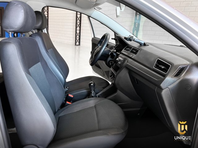 Volkswagen Gol 1.0 12V MPI TOTALFLEX 4P MANUAL 2021/2022 prata à venda na Unique Automóveis em Indaiatuba — foto 13