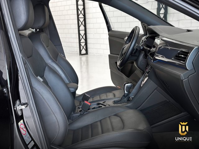 Volkswagen Taos 1.4 250 TSI TOTAL FLEX HIGHLINE AUTOMÁTICO 2023 preto à venda na Unique Automóveis em Indaiatuba — foto 20