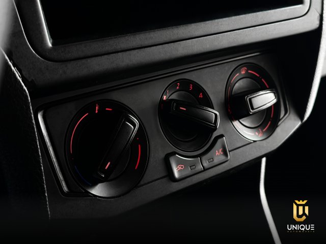 Volkswagen Saveiro 1.6 MSI ROBUST CS 8V FLEX 2P MANUAL 2021/2022 branco à venda na Unique Automóveis em Indaiatuba — foto 19