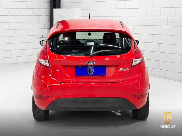 Ford Fiesta Hatch 1.6 SE HATCH 16V FLEX 4P MANUAL 2016/2017 vermelho à venda na Unique Automóveis em Indaiatuba — foto 10