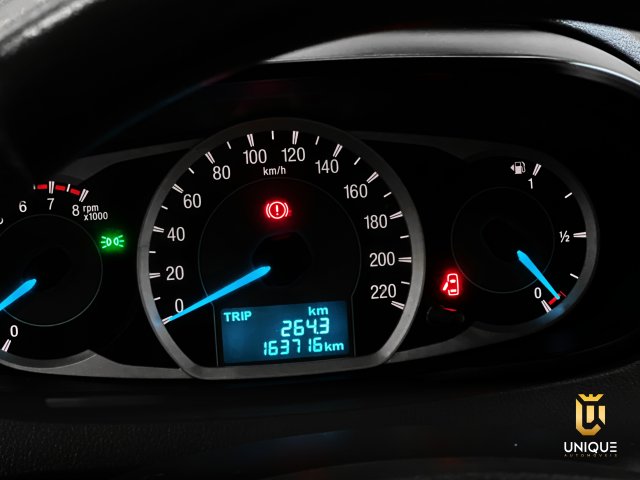 Ford Ka 1.0 SE 12V FLEX 4P MANUAL 2016/2017 branco à venda na Unique Automóveis em Indaiatuba — foto 11