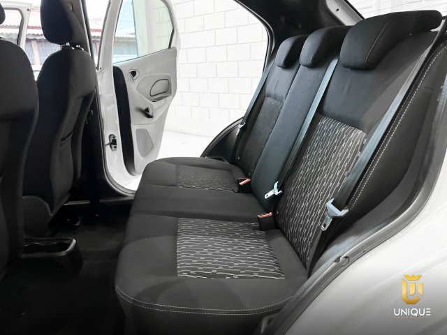Ford Ka 1.0 SE 12V FLEX 4P MANUAL 2016/2017 branco à venda na Unique Automóveis em Indaiatuba — foto 16