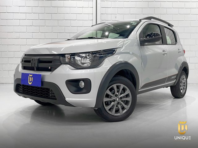 Fiat Mobi 1.0 FIREFLY FLEX TREKKING MANUAL 2024 prata à venda na Unique Automóveis em Indaiatuba — foto 2