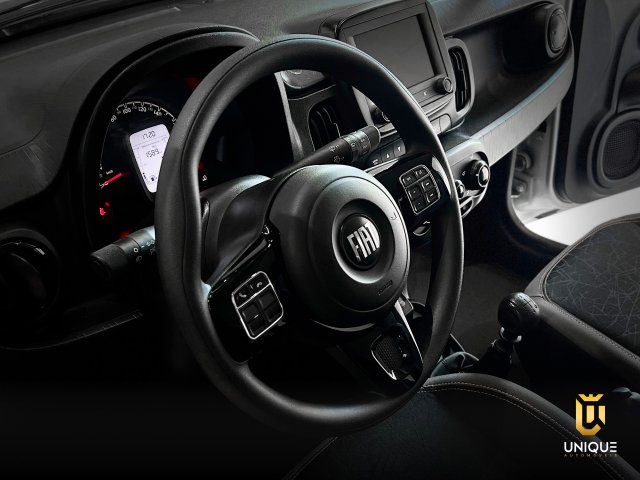 Fiat Mobi 1.0 FIREFLY FLEX TREKKING MANUAL 2024 prata à venda na Unique Automóveis em Indaiatuba — foto 10