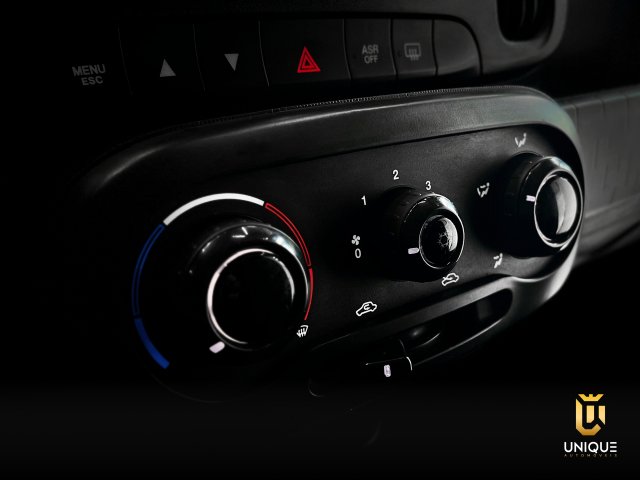 Fiat Mobi 1.0 FIREFLY FLEX TREKKING MANUAL 2024 prata à venda na Unique Automóveis em Indaiatuba — foto 14