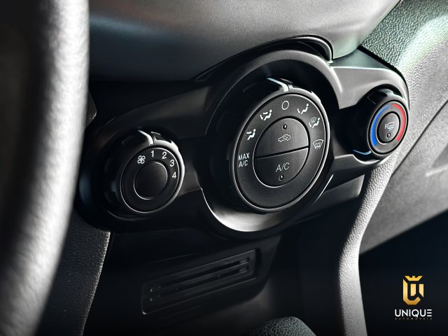 Ford Ecosport 1.6 SE 16V FLEX 4P POWERSHIFT 2017 prata à venda na Unique Automóveis em Indaiatuba — foto 15