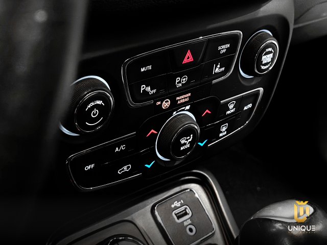 Jeep Compass 2.0 16V DIESEL S 4X4 AUTOMÁTICO 2019/2020 marrom à venda na Unique Automóveis em Indaiatuba — foto 14