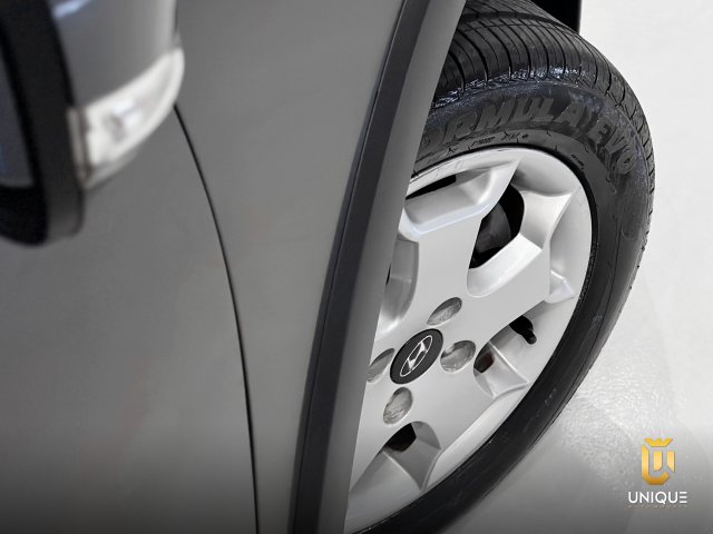 Hyundai Hb20x 1.6 16V PREMIUM FLEX 4P MANUAL 2013/2014 cinza à venda na Unique Automóveis em Indaiatuba — foto 8