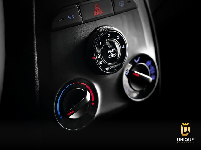 Hyundai Hb20x 1.6 16V PREMIUM FLEX 4P MANUAL 2013/2014 cinza à venda na Unique Automóveis em Indaiatuba — foto 13
