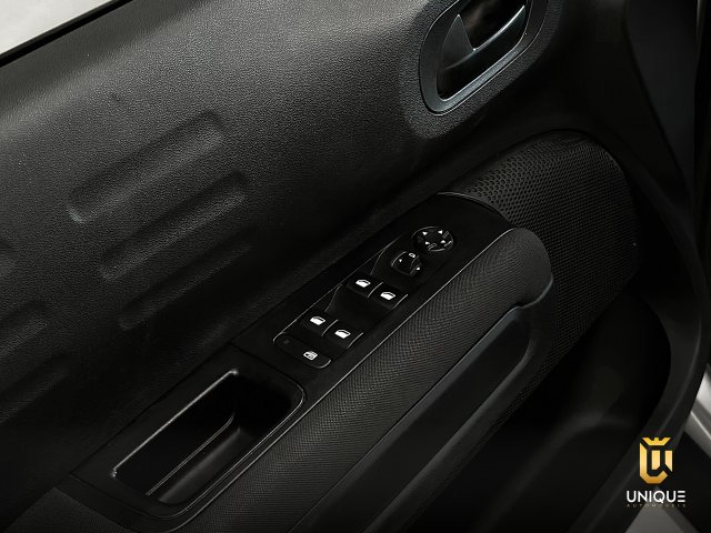 Citroën C4 Cactus 1.6 VTI 120 FLEX FEEL PACK EAT6 2019/2020 prata à venda na Unique Automóveis em Indaiatuba — foto 13
