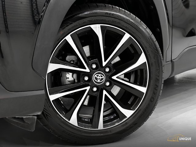 Toyota Corolla Cross 1.8 VVT-I HYBRID FLEX XRX CVT 2021/2022 preto à venda na Unique Automóveis em Indaiatuba — foto 5