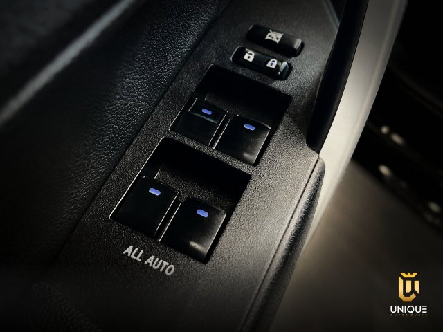 Toyota Corolla 2.0 XEI 16V FLEX 4P AUTOMÁTICO 2019 preto à venda na Unique Automóveis em Indaiatuba — foto 13
