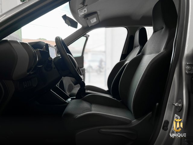 Citroën C3 1.0 FIREFLY FLEX LIVE PACK MANUAL 2023/2024 cinza à venda na Unique Automóveis em Indaiatuba — foto 15