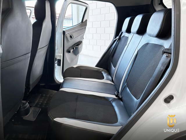Renault Kwid 1.0 12V SCE FLEX INTENSE MANUAL 2019/2020 branco à venda na Unique Automóveis em Indaiatuba — foto 11