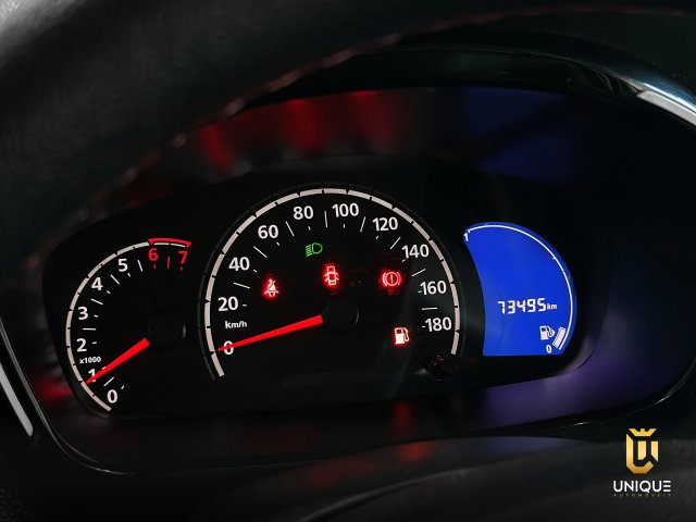 Renault Kwid 1.0 12V SCE FLEX INTENSE MANUAL 2019/2020 branco à venda na Unique Automóveis em Indaiatuba — foto 13