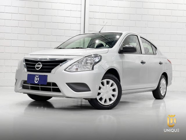 Nissan Versa 1.6 16V FLEX V-DRIVE MANUAL 2021 prata à venda na Unique Automóveis em Indaiatuba — foto 2