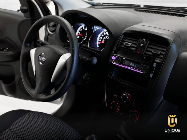 Nissan Versa 1.6 16V FLEX V-DRIVE MANUAL 2021 prata à venda na Unique Automóveis em Indaiatuba — foto 15